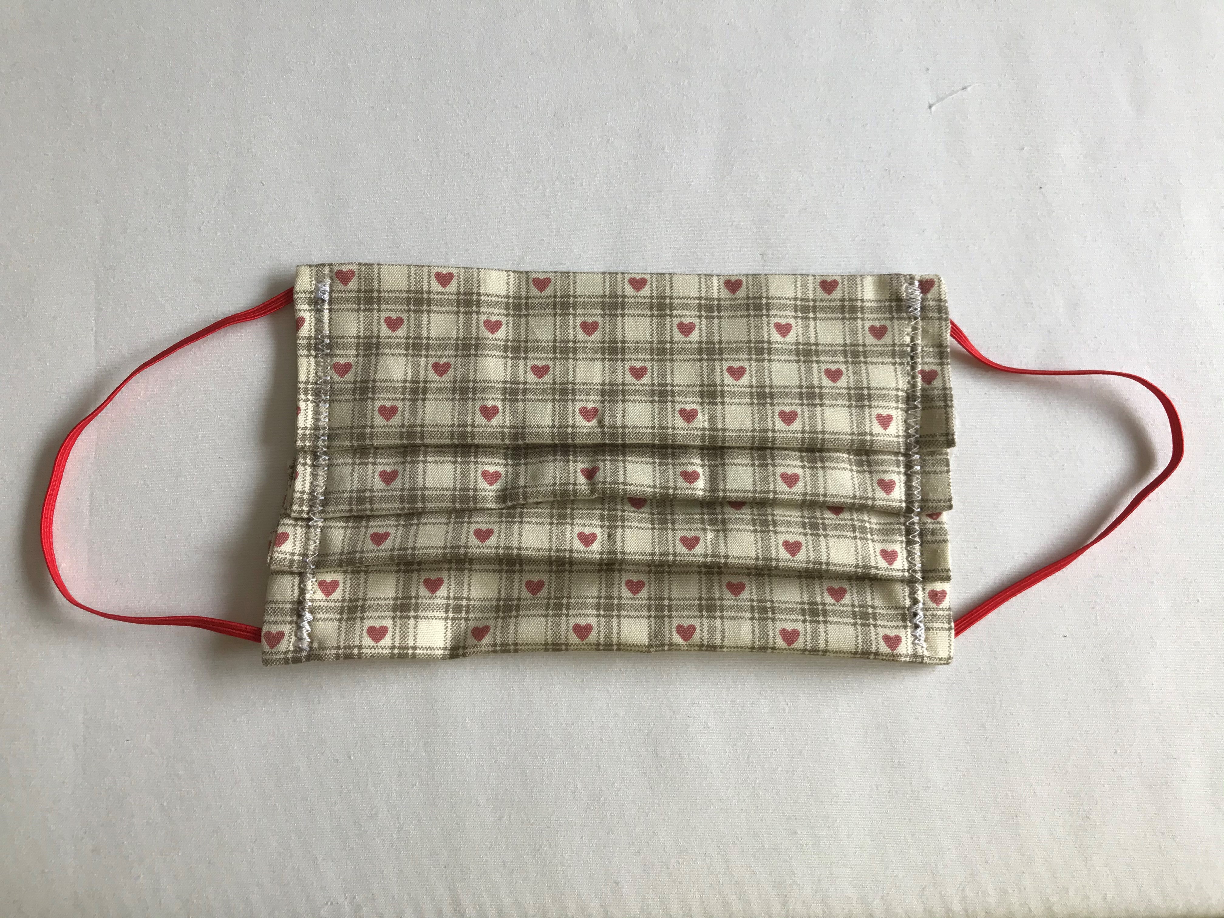 Child’s Face Mask – Little Hearts